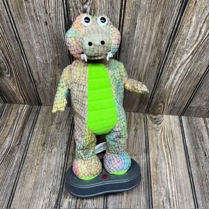 Gemmy Crocodile Rock Singing Dancing Green 1998 Toy Works Great Alligator